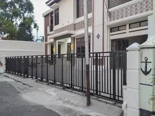 Reddoorz Syariah Near Stasiun Madiun 2 2