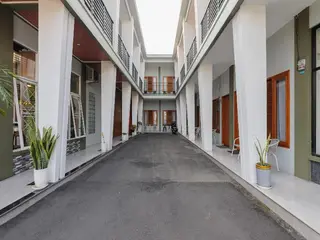 Urbanview Hotel Brodam S Pematang Siantar 3