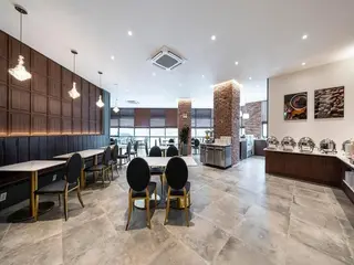 Cheongju Vincent Hotel Osong Station 2
