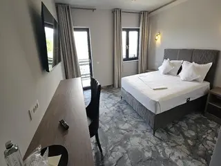 Airport Hotel 3