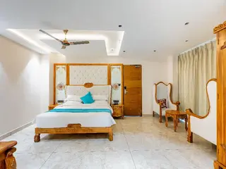 Alivaa Boutique, Dharamkot Road Mcleodganj, 4