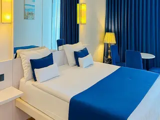 Orbi City - Sea View Aparthotel 4