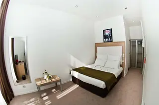 Music Hotel 5
