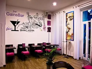 Music Hotel 3