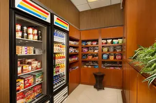 Fairfield Inn & Suites Marshall 2
