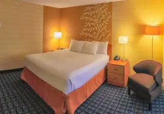Fairfield Inn & Suites San Jose Airport 5