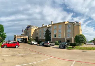 Fairfield Inn & Suites Waco North 4