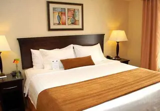 Fairfield Inn & Suites Kelowna 3