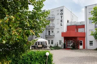Stuttgart Großbettlingen Hotel by Belvilla 5