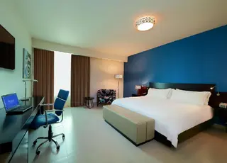 The District Hotel Panama 2