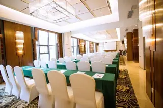 Hotel & Suites Ivy Zuny 4