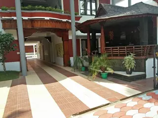 Woodhouse Beach Resort 2