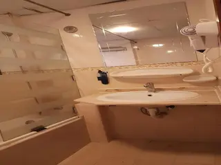 Sadaf Hotel 4