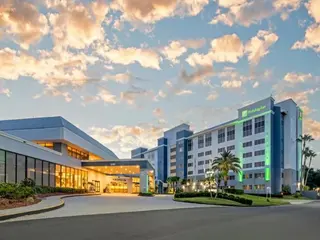 Holiday inn Orlando International Drive by IHG 2