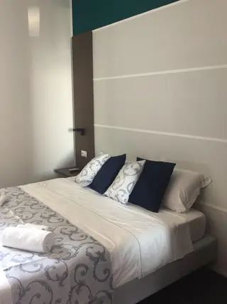 B&B Faleron 4
