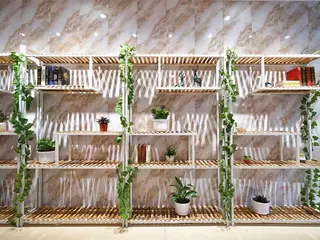 Shell Shanghai Baoshan District Songbin Road Subwa 5