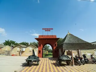 Hotel Vijayvargiya Dhani 4