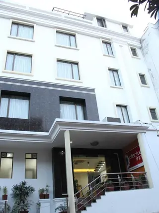 Clarks Inn Mathura 2