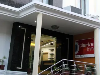 Clarks Inn Mathura 3
