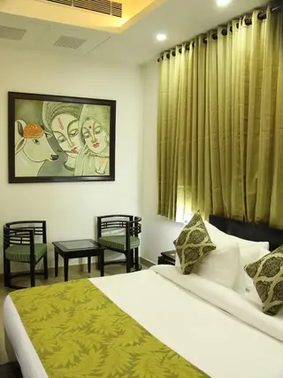 Clarks Inn Mathura 5