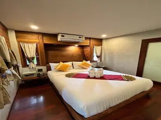 Yotaka Pai 2