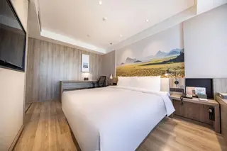 Atour Hotel (Kunming Dian Lake) 3