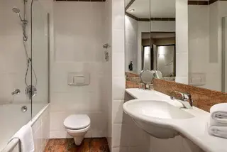 Sunday Hotel & Suites Leipzig 4