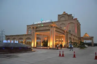 Golden Galaxy Hotels & Resorts 4