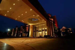 Golden Galaxy Hotels & Resorts 5