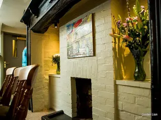 The Golden Lion Inn 5