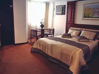 Maxim Plaza Hotel 3