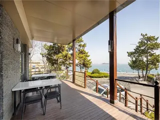 Atour Hotel Zhanqiao Qingdao 4