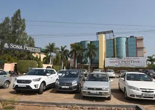 Sona Pristine Hotel 2