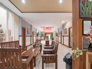 Sans Hotel Budaya Cirebon 3