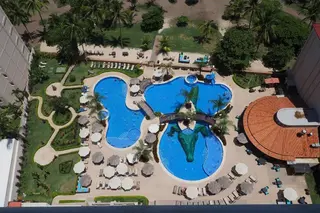 Luxury Oceanfront Penthouse at Crocs 3