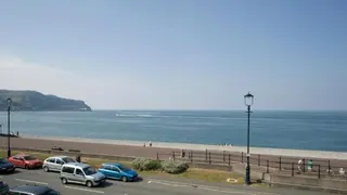 Belvilla Llandudno Seafront Hotel 5