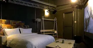Fansi Movie Hotel Zhongda Branch 3