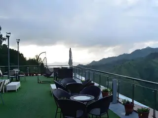 Resort Eutopia Waknaghat 5