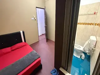 Rumah Tumpangan Hjh Anisah 3