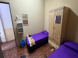 Rumah Tumpangan Hjh Anisah 4