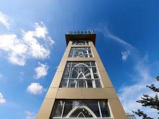 Nine Days Hotel 5