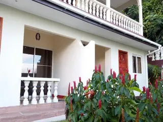 Precious Residence C - Self-catering Studio 2