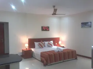 Precious Residence C - Self-catering Studio 5