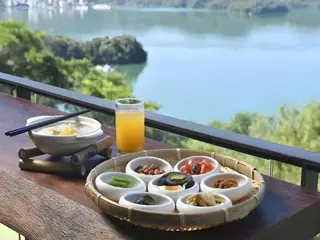 Hotelday Sun Moon Lake Hotel 5