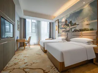 Vienna Hotel Wuhan Guobo Jiangang Metro Station 5