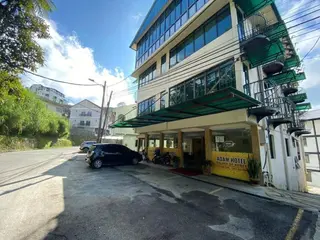 Adam Hotel 4