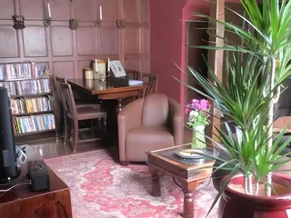 The Old Gallery And Chamber Apartments 2