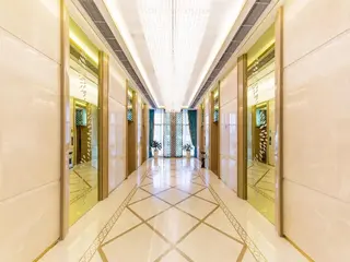 Vienna Shanghai Songjiang Wanda Guangfulin Road 2