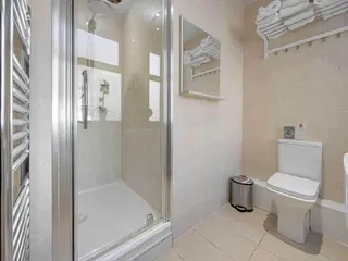 Craignish Apartments 4