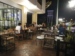 The Nine Hotel Roi Et 5